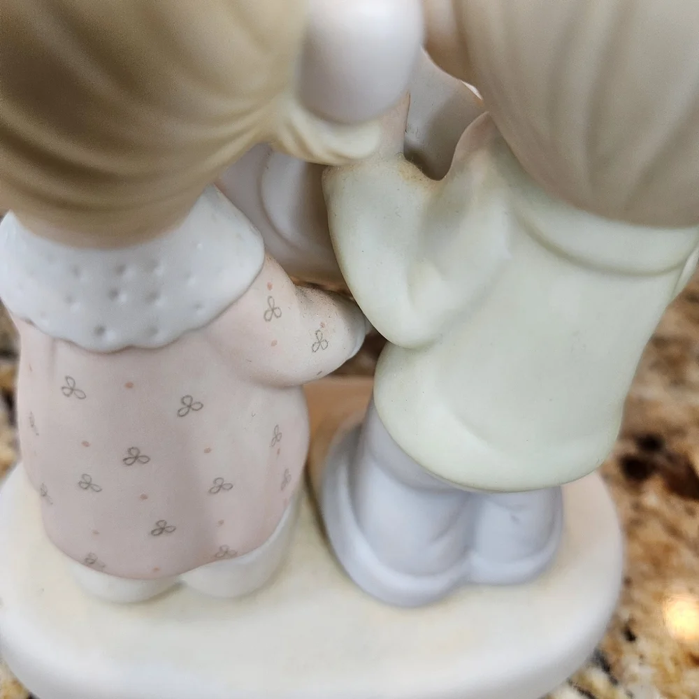 Precious Moments Happy Anniversary God Bless Our Years Together w/So Much Love - Picture 10 of 14